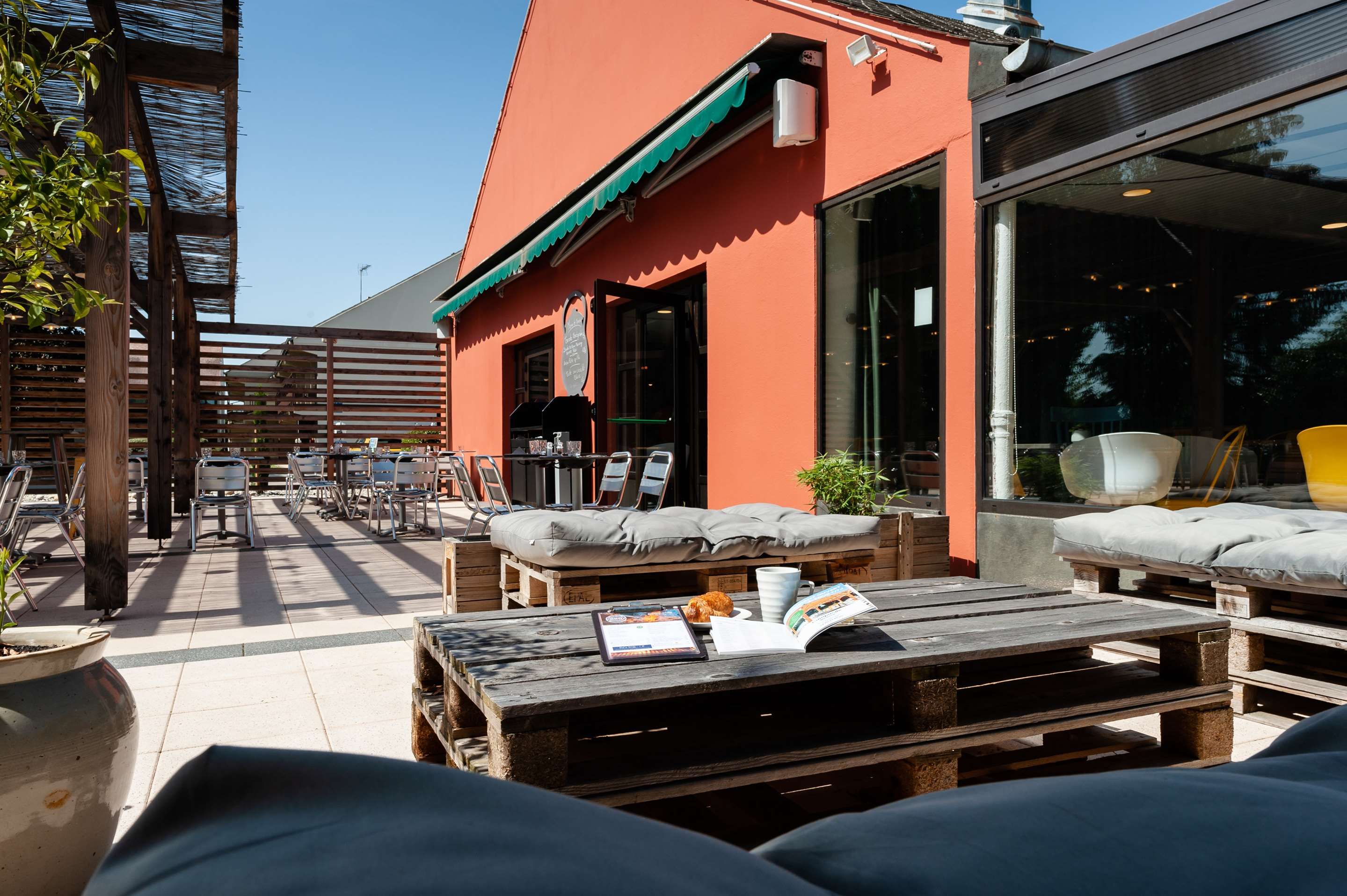 شرفة مرصوفة صورة