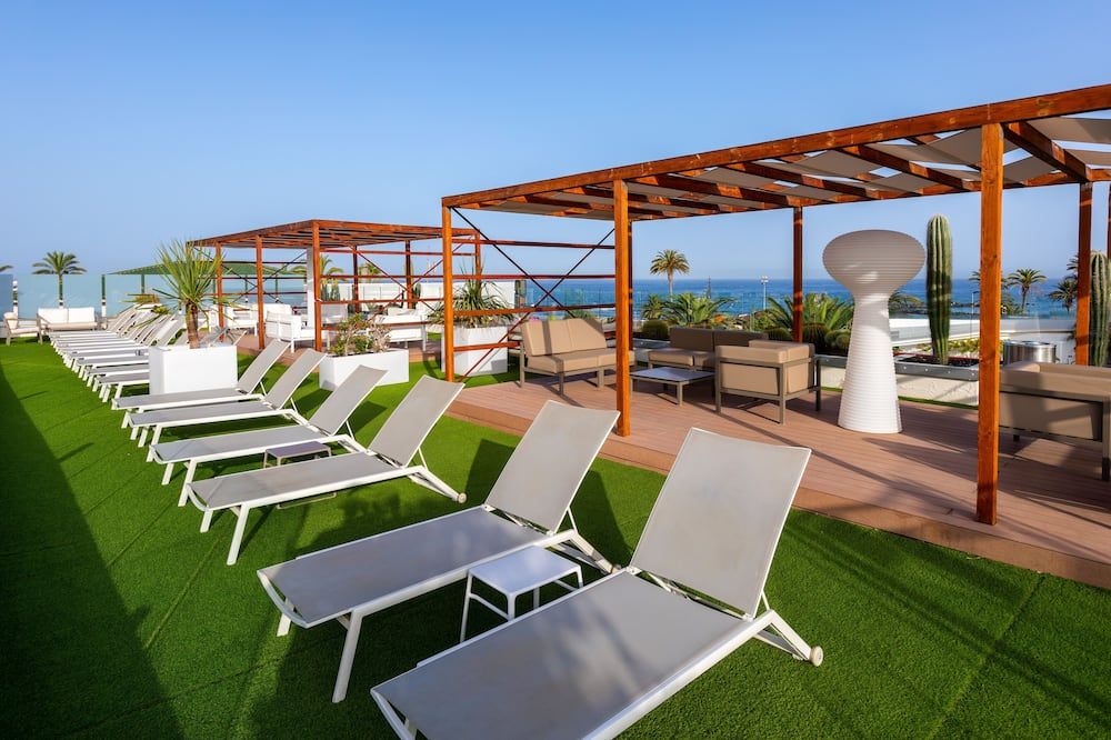 شرفة مرصوفة صورة