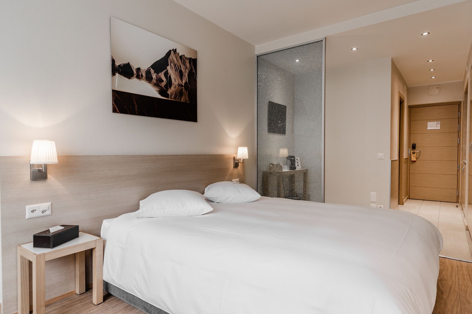 آخر