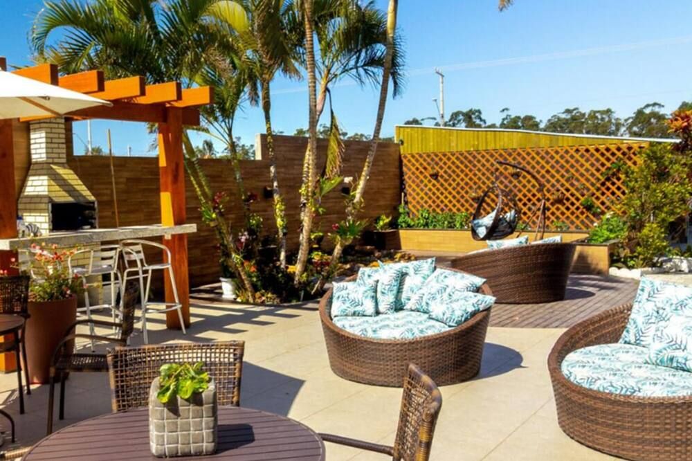 شرفة مرصوفة