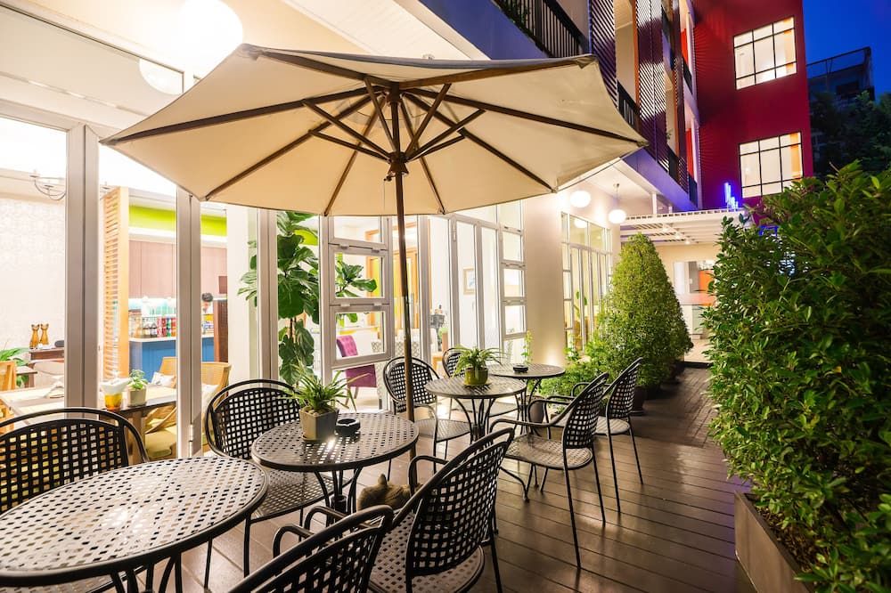 شرفة مرصوفة صورة