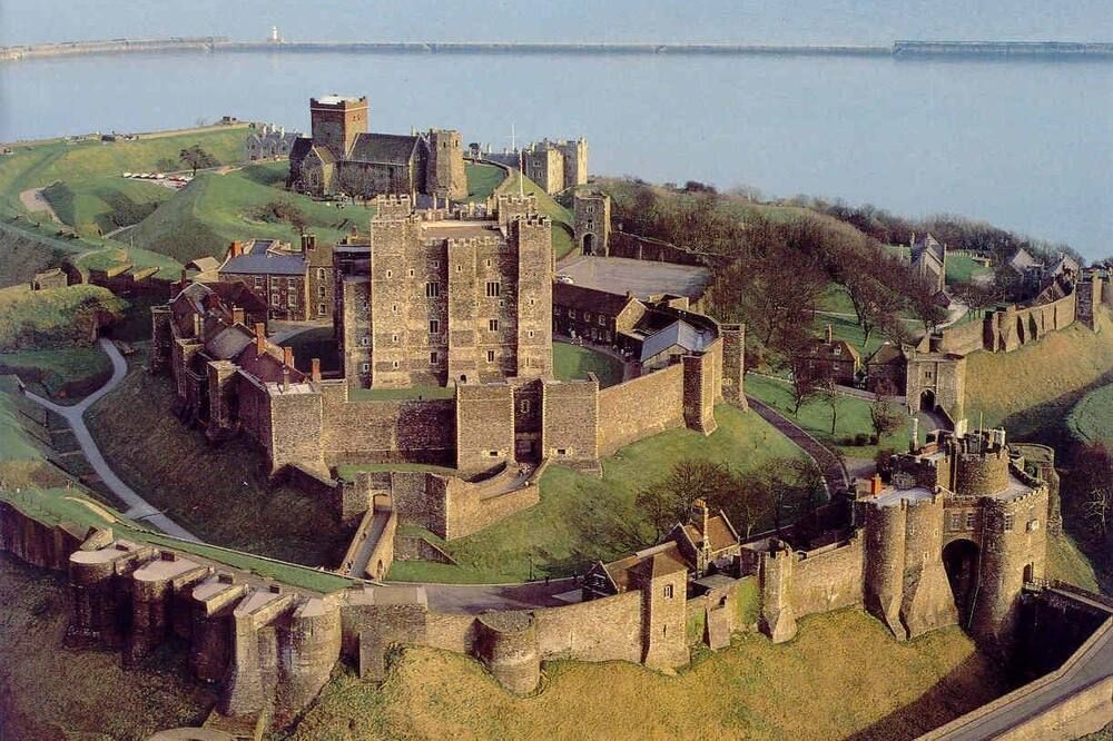 المعالم السياحية