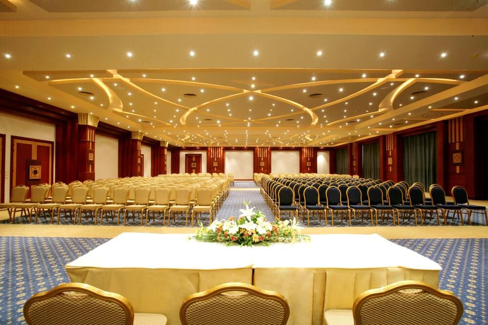 غرفة الاجتماعات