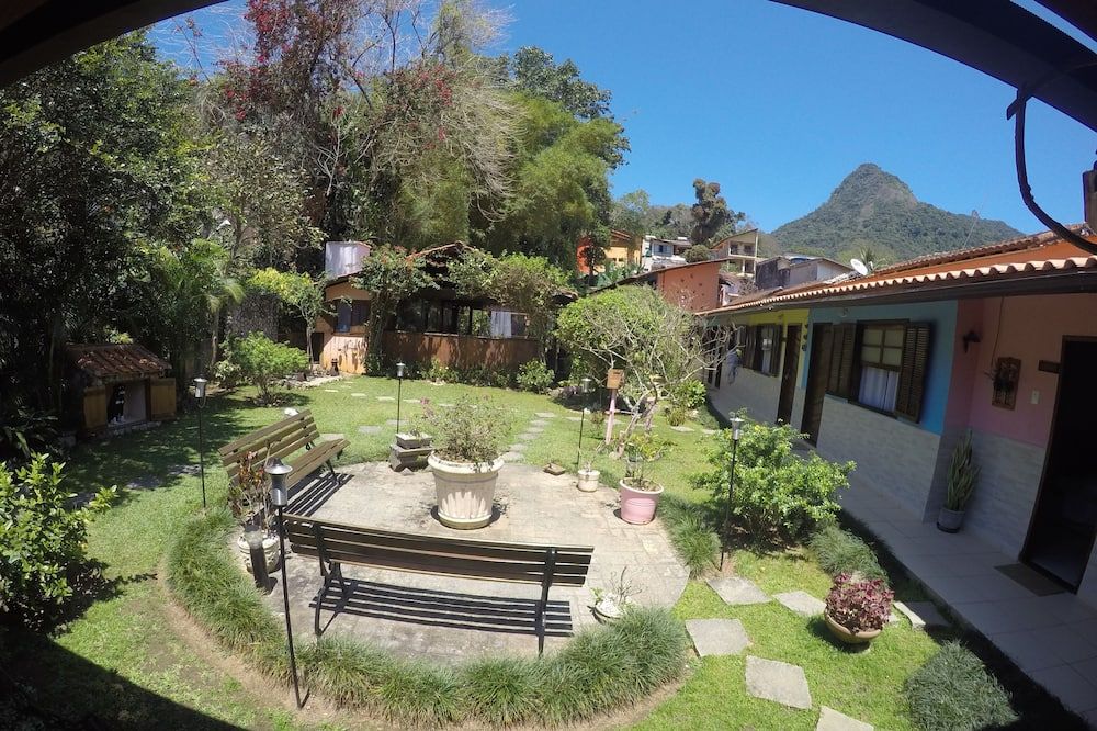 شرفة مرصوفة