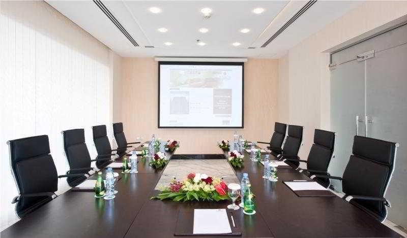 غرفة الاجتماعات