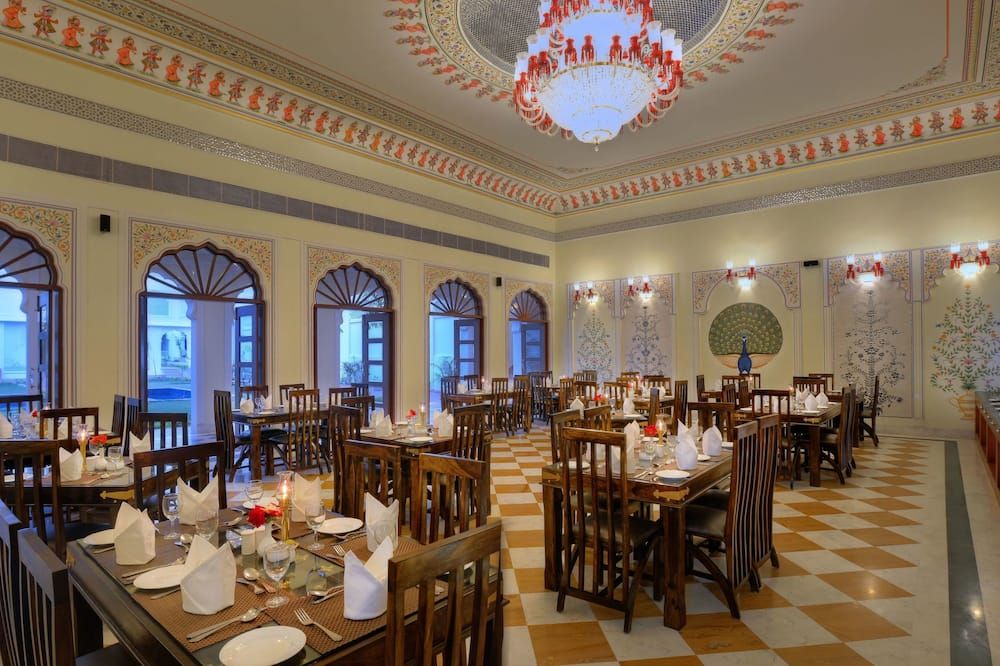 مطعم