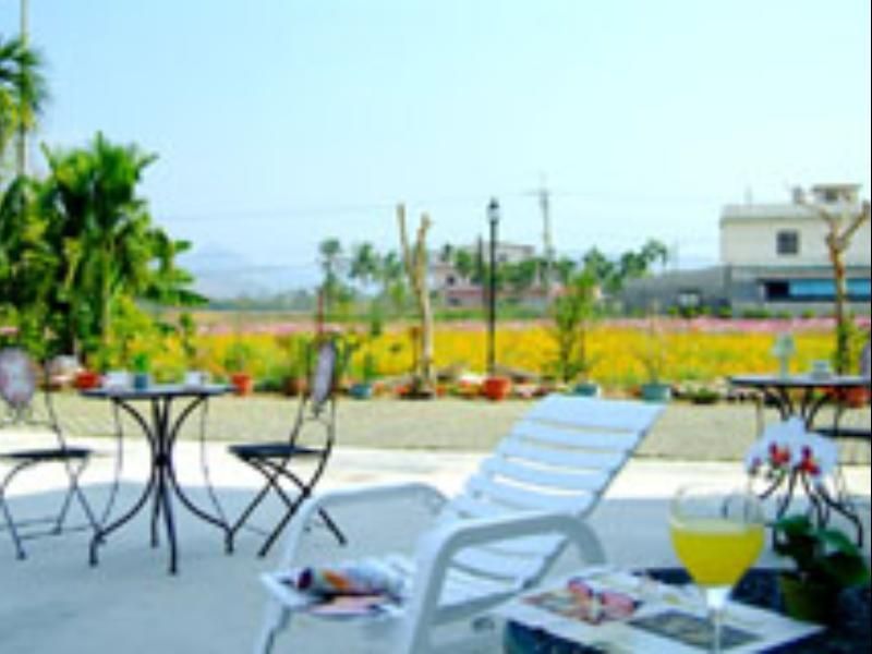 شرفة مرصوفة