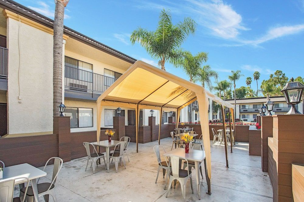 شرفة مرصوفة