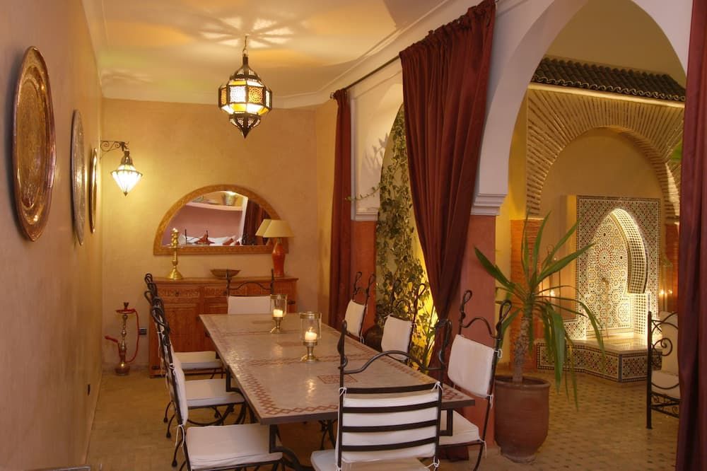 غرفة طعام