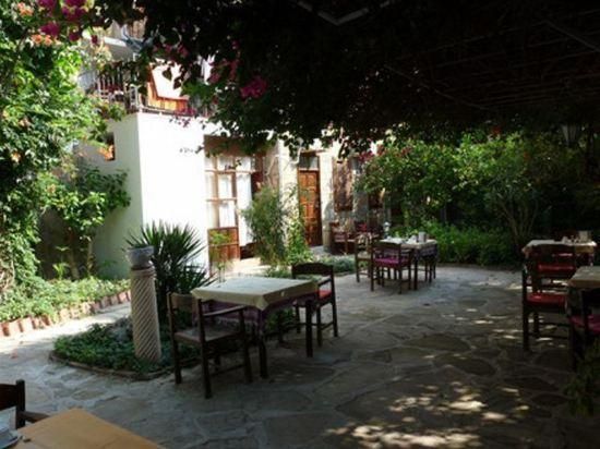 شرفة مرصوفة