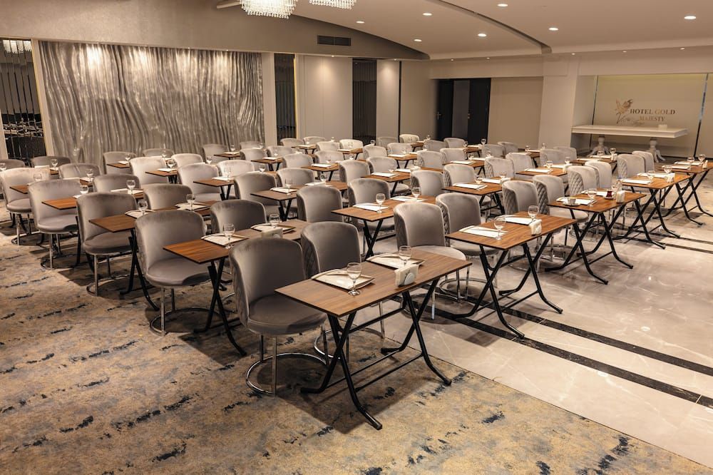 غرفة الاجتماعات