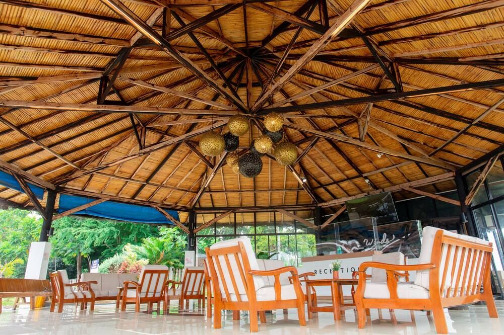 شرفة مرصوفة