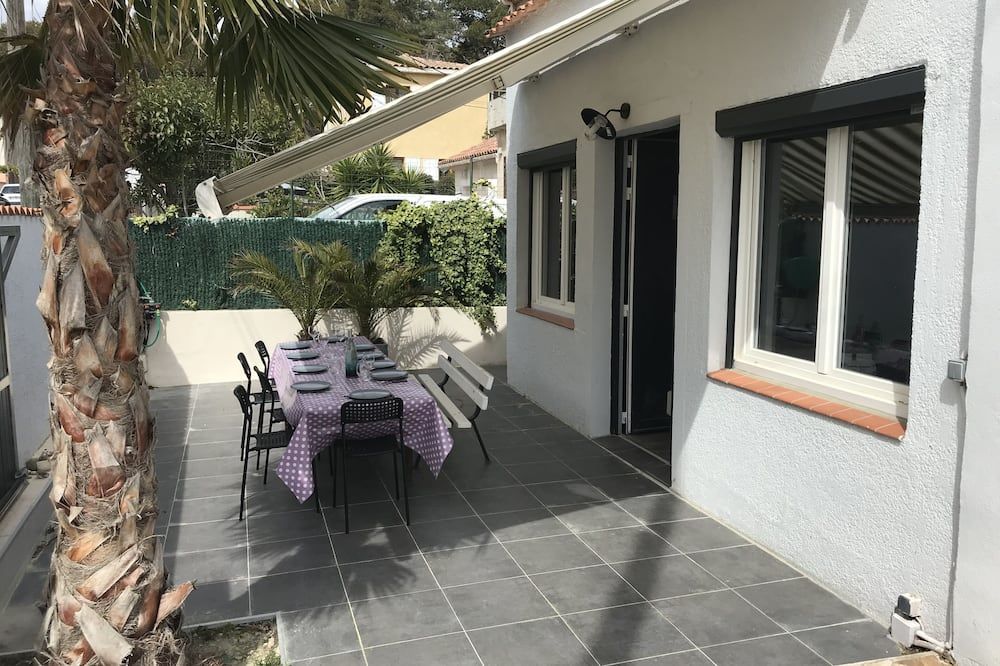 شرفة مرصوفة