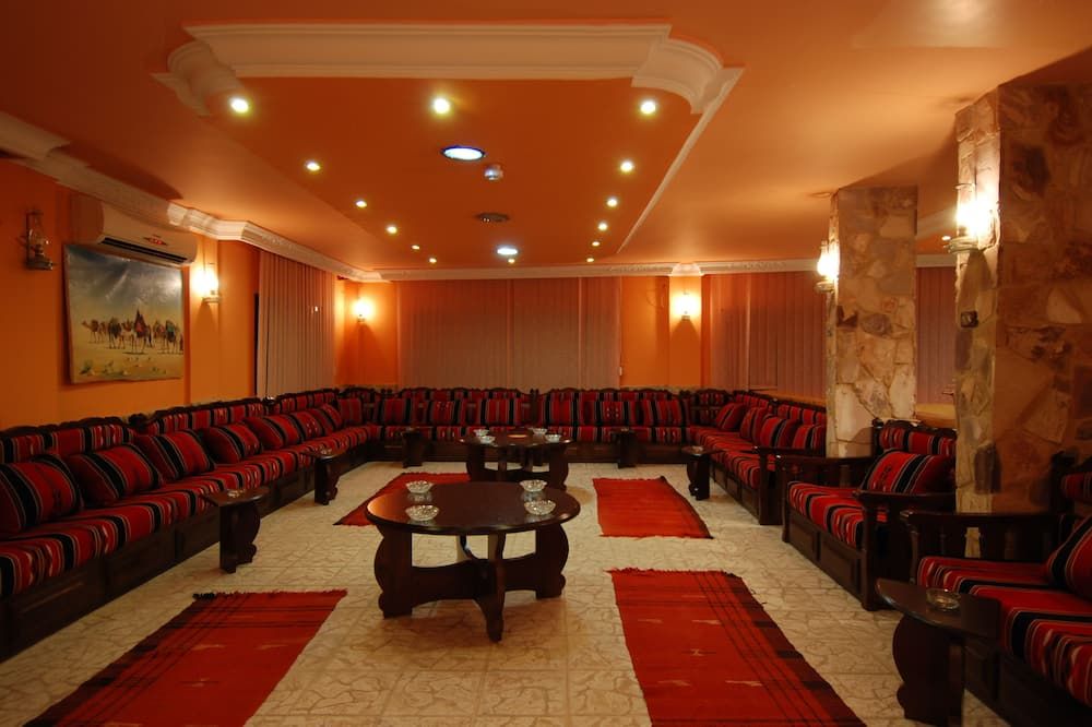 غرفة الاجتماعات
