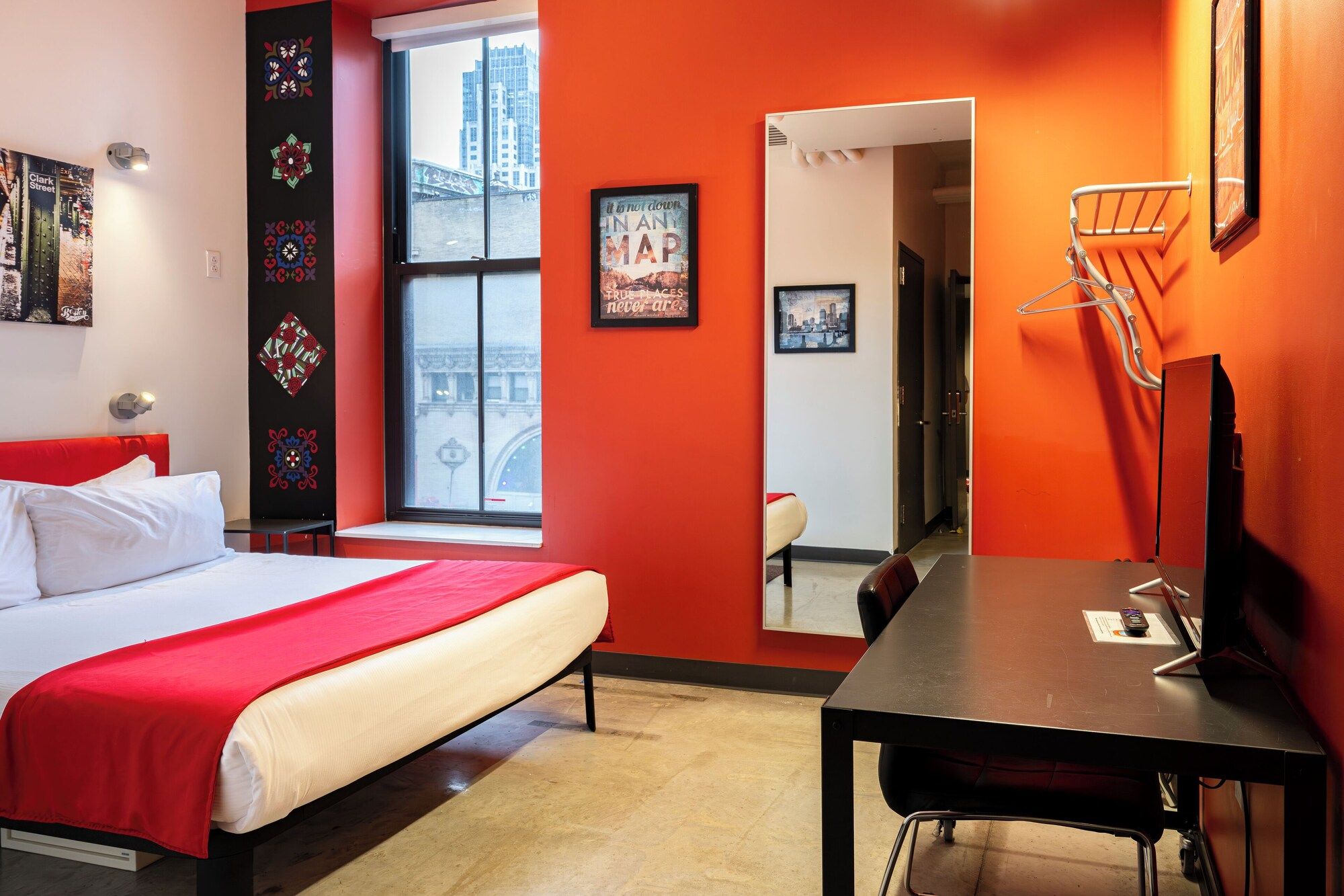آخر