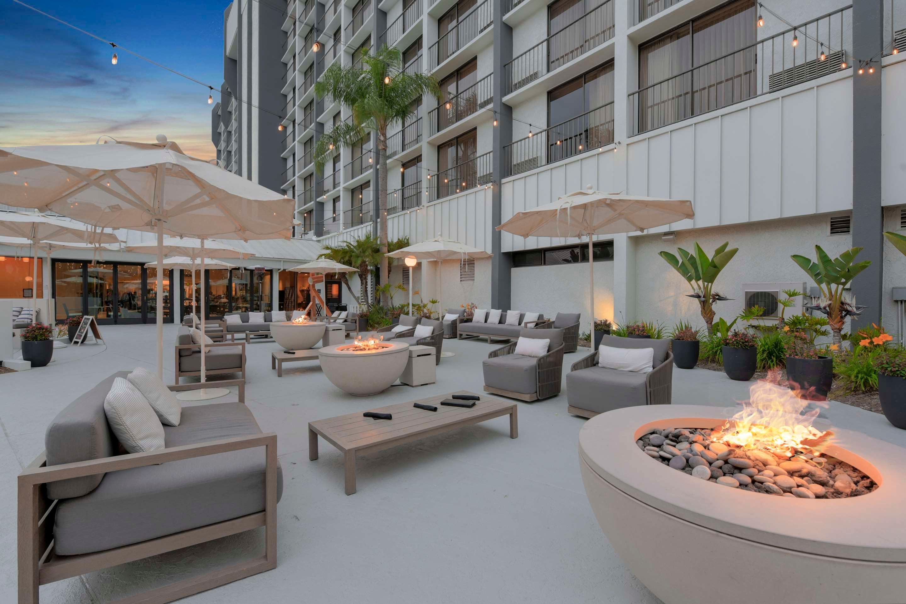 شرفة مرصوفة