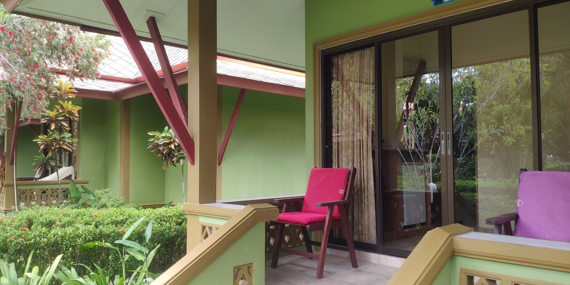 شرفة مرصوفة