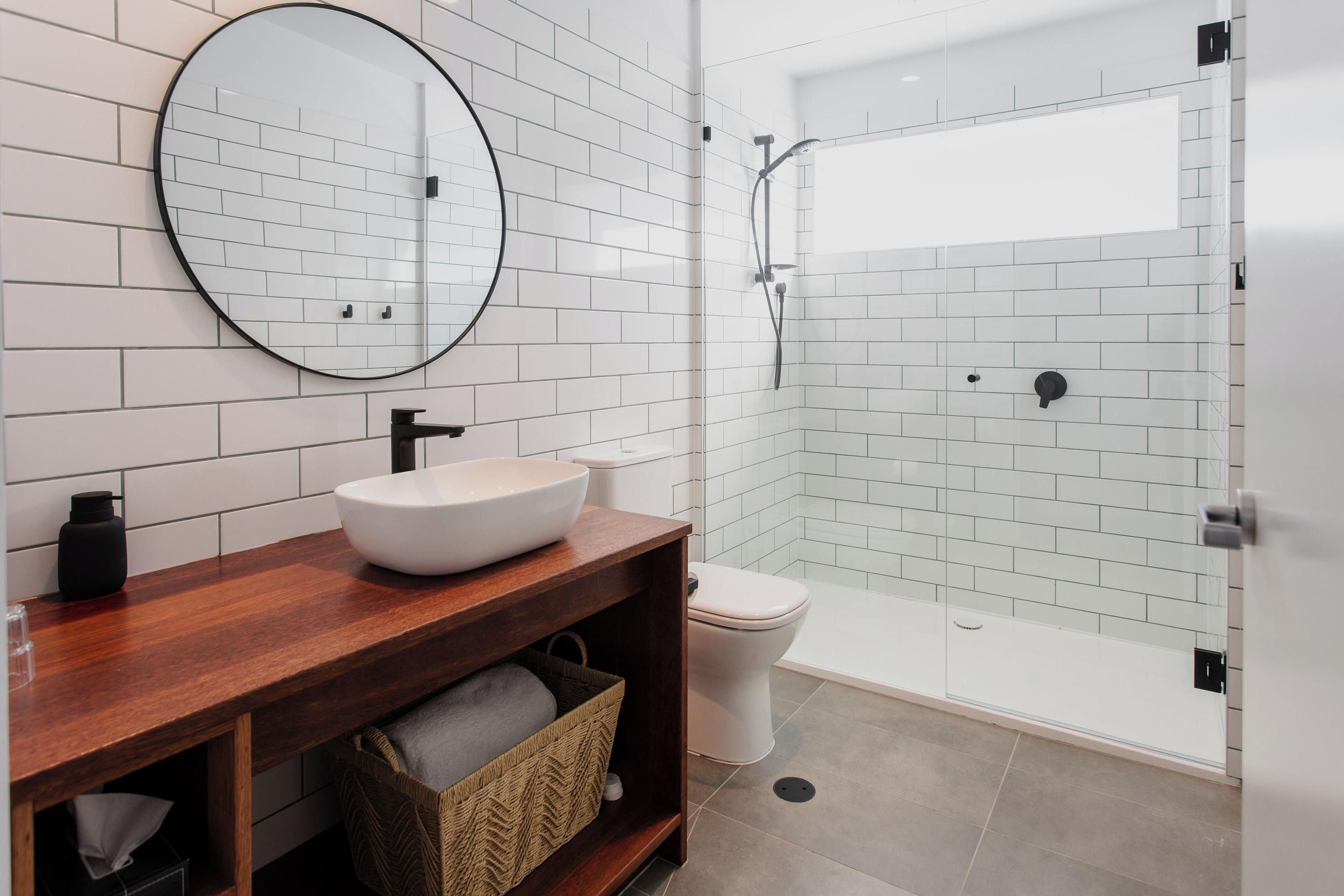 آخر