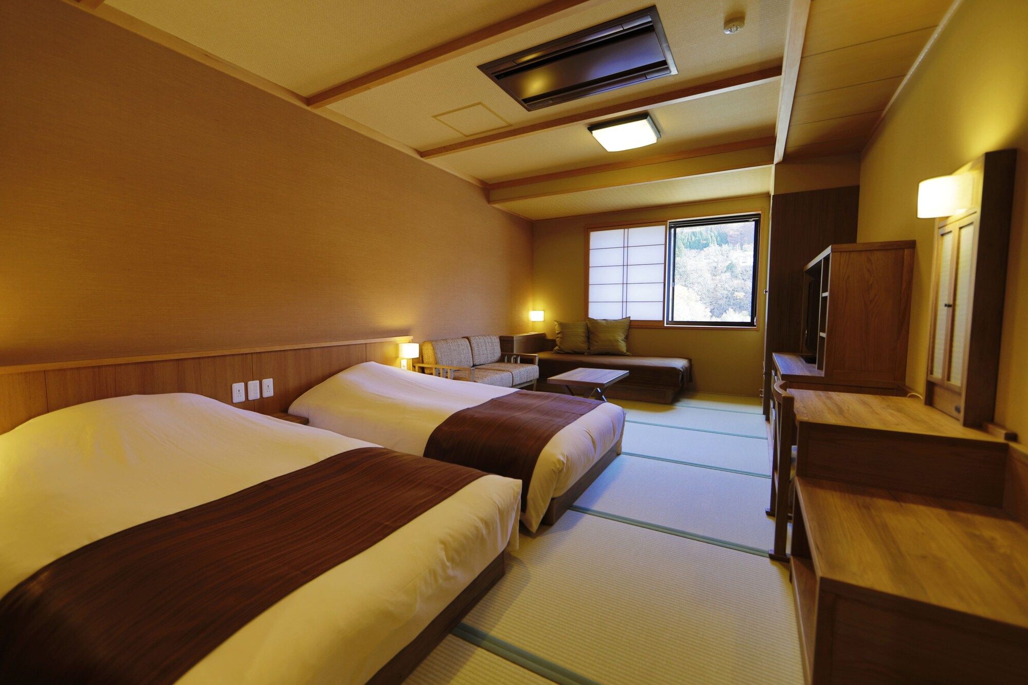 آخر