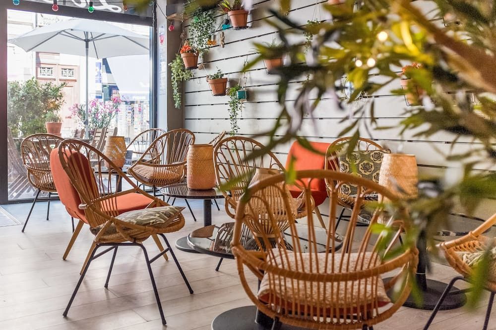 شرفة مرصوفة صورة