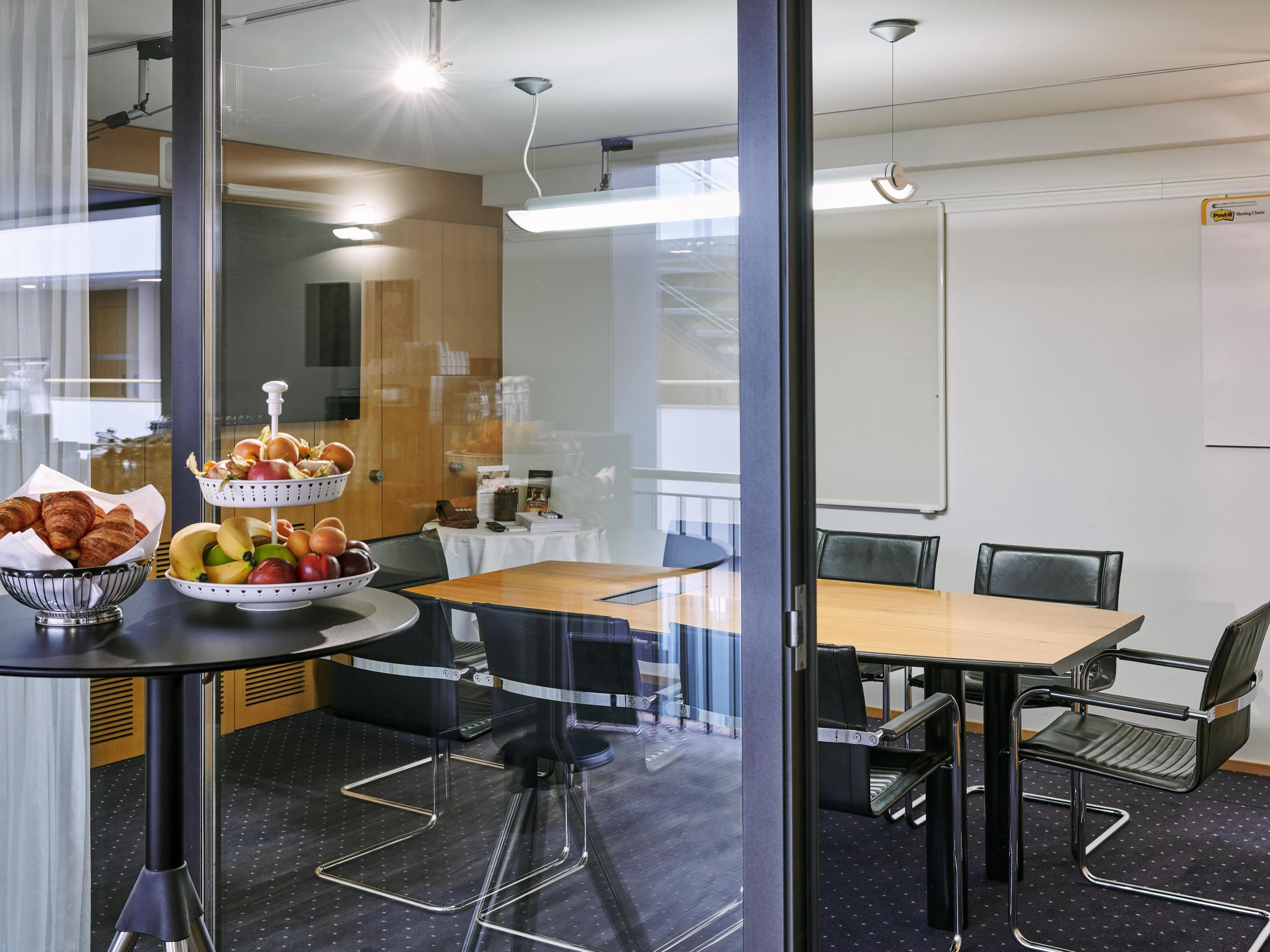 غرفة الاجتماعات