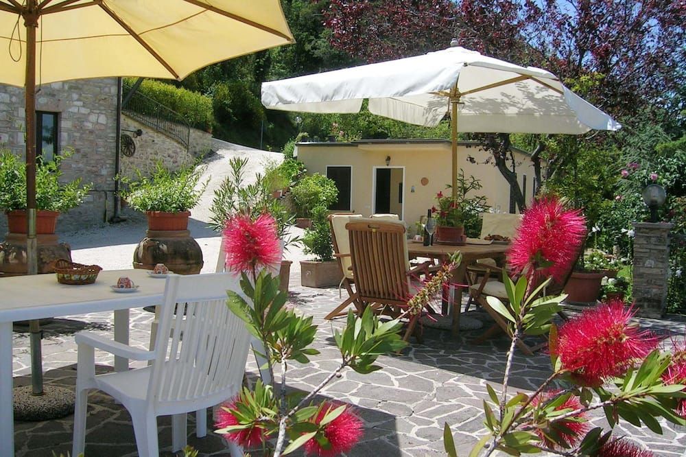 شرفة مرصوفة