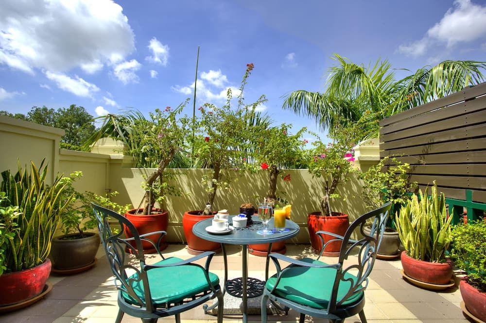 شرفة مرصوفة