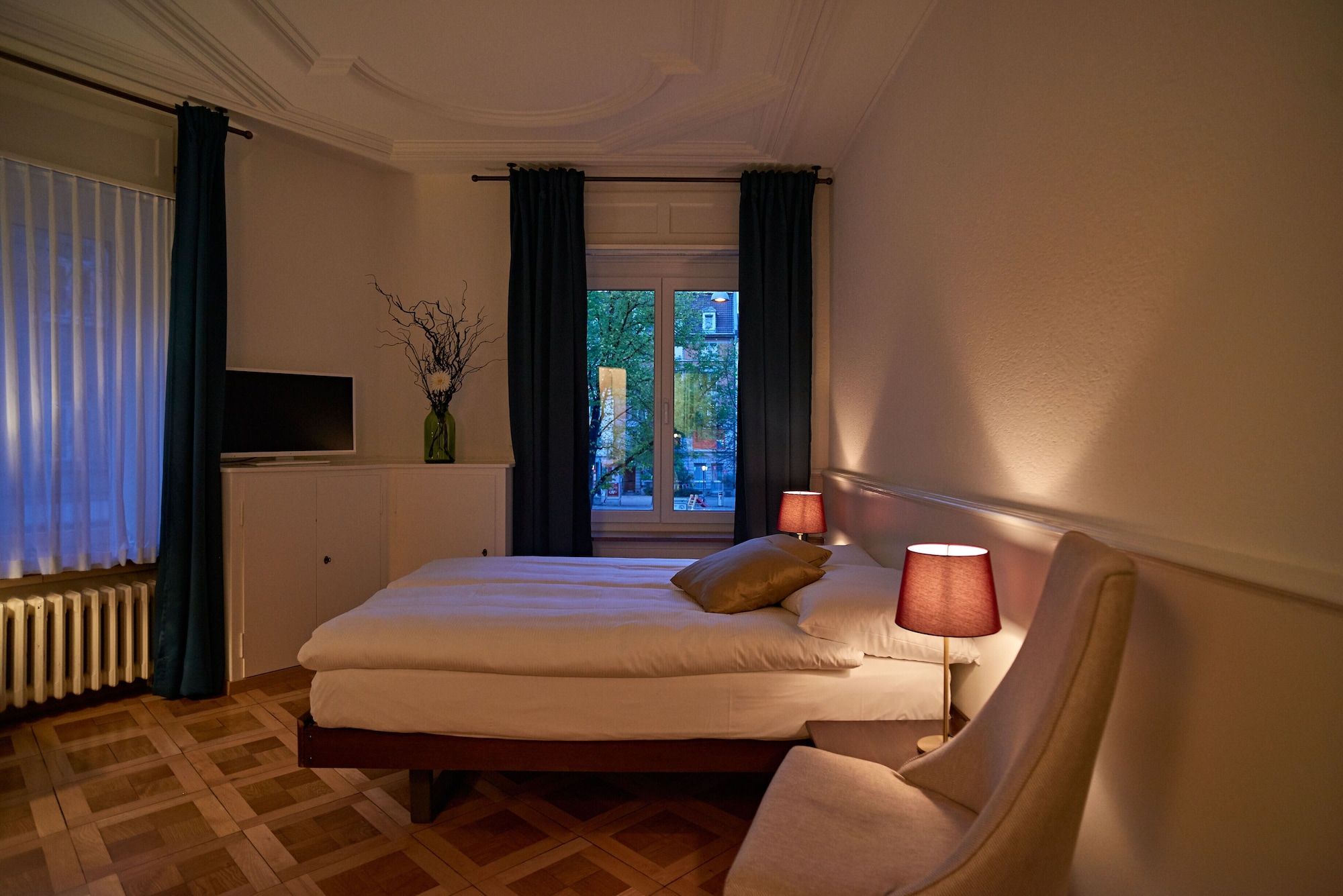 آخر