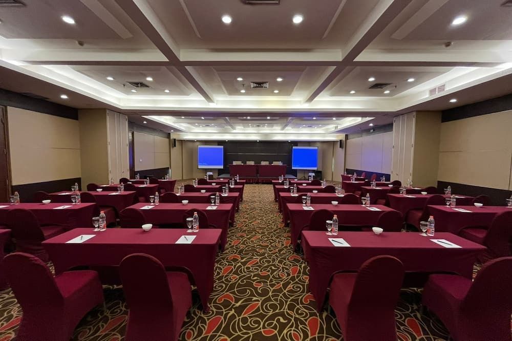 غرفة الاجتماعات