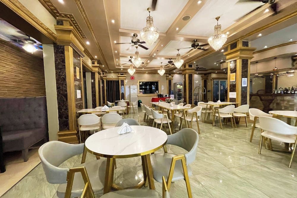 مطعم