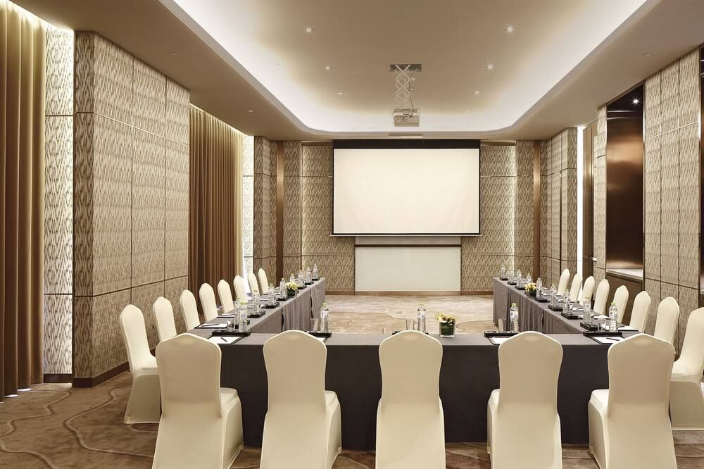 غرفة الاجتماعات