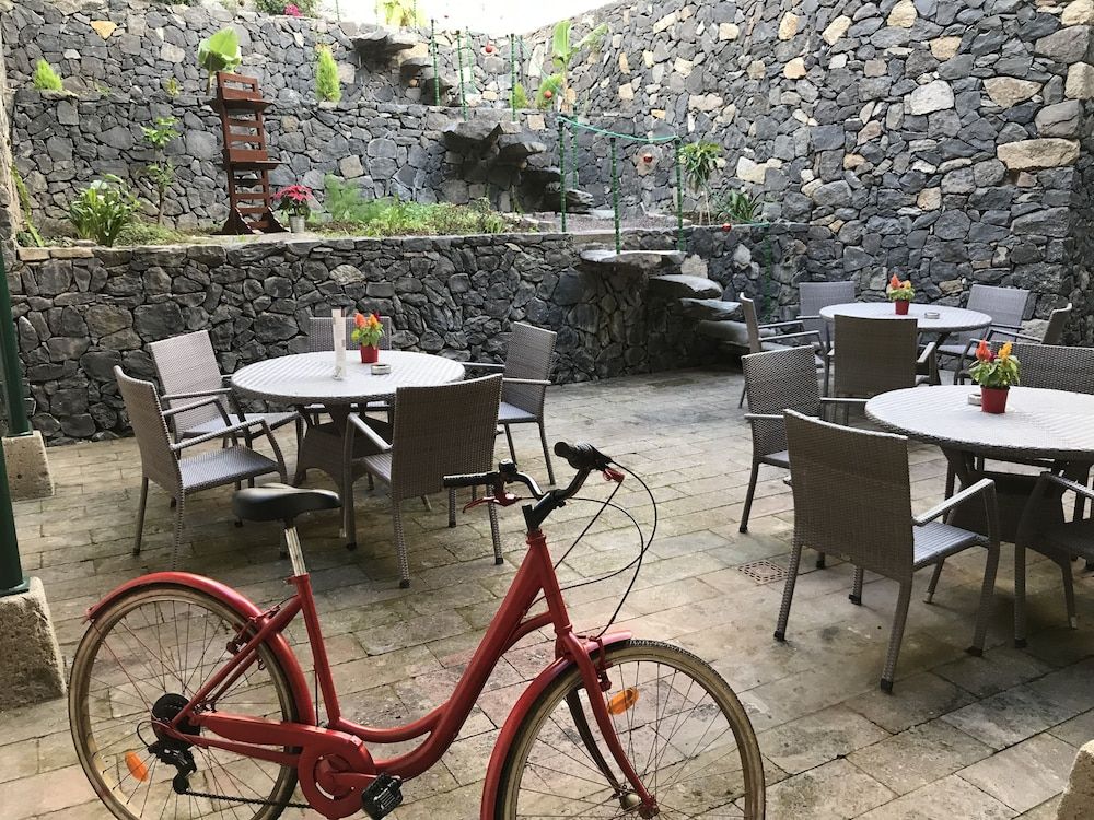 شرفة مرصوفة