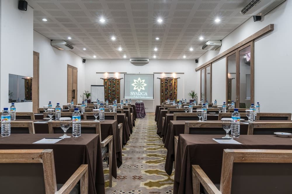 غرفة الاجتماعات