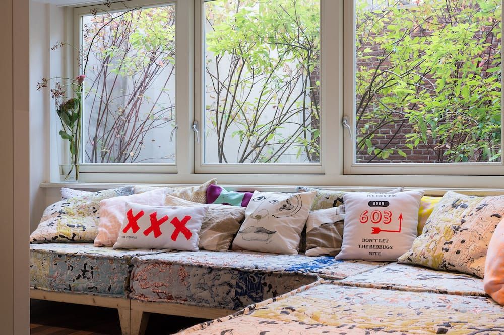 غرفة معيشة صورة