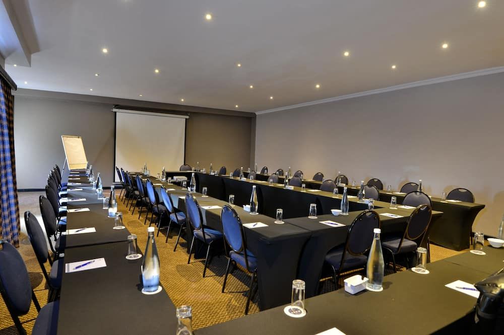 غرفة الاجتماعات