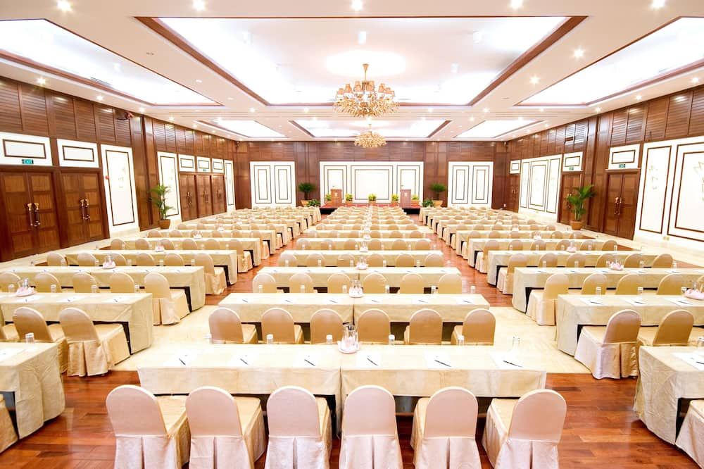 قاعة الولائم