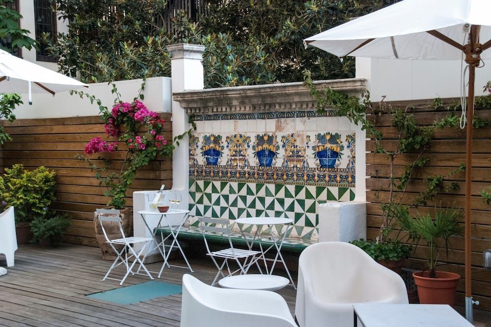 شرفة مرصوفة صورة