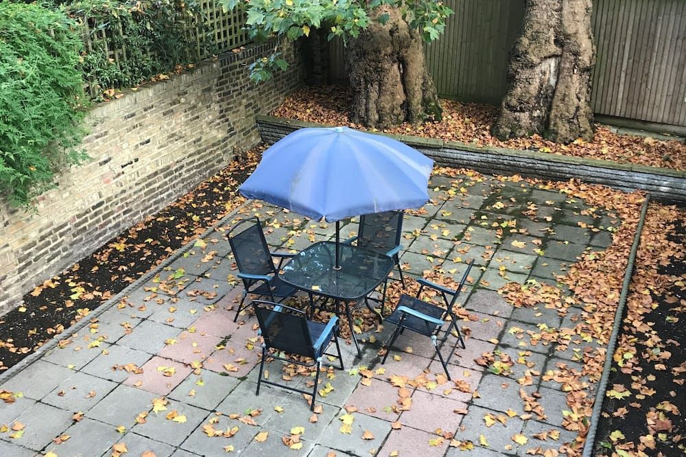 شرفة مرصوفة