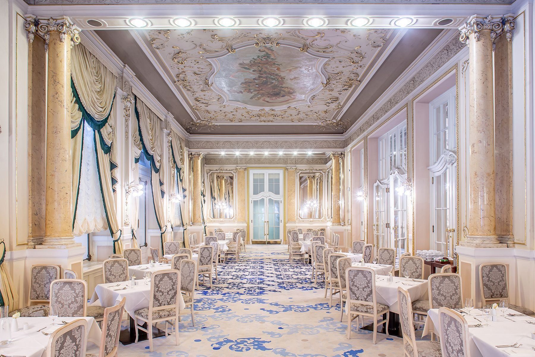 قاعة الولائم