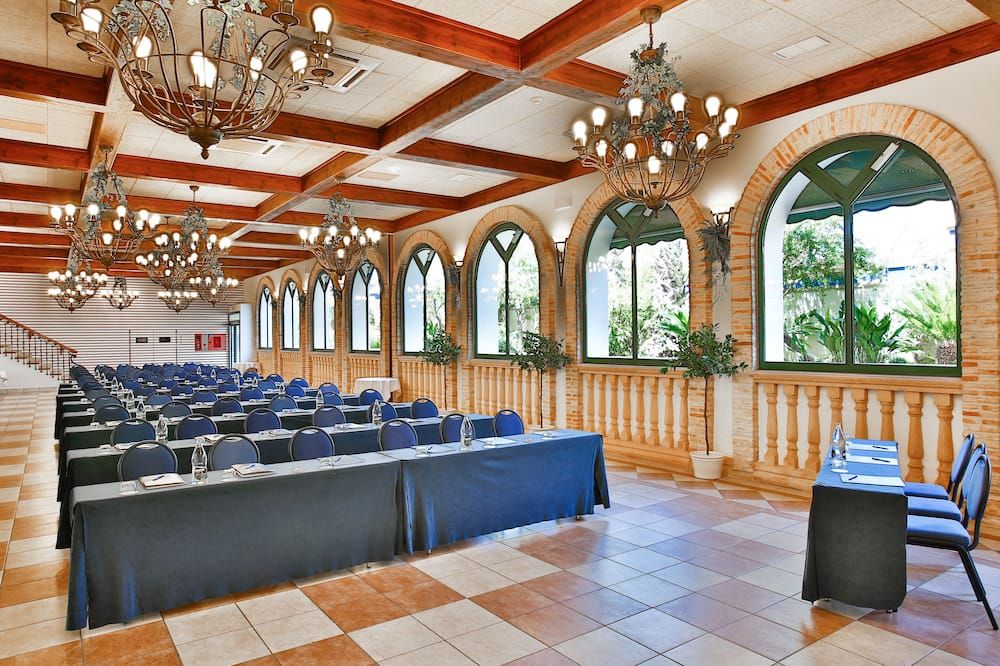 غرفة الاجتماعات