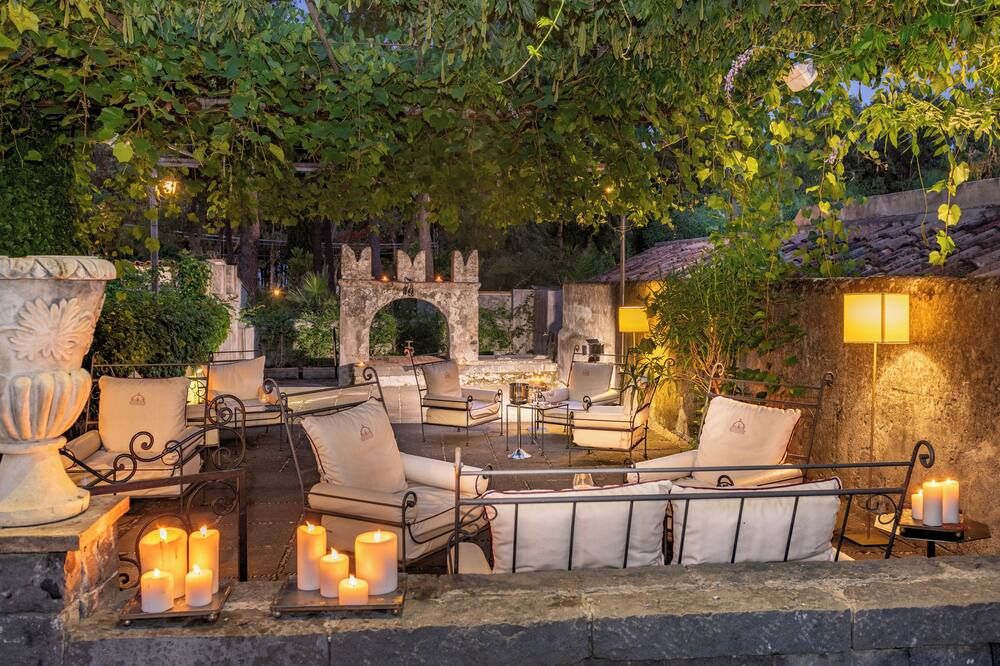 شرفة مرصوفة صورة