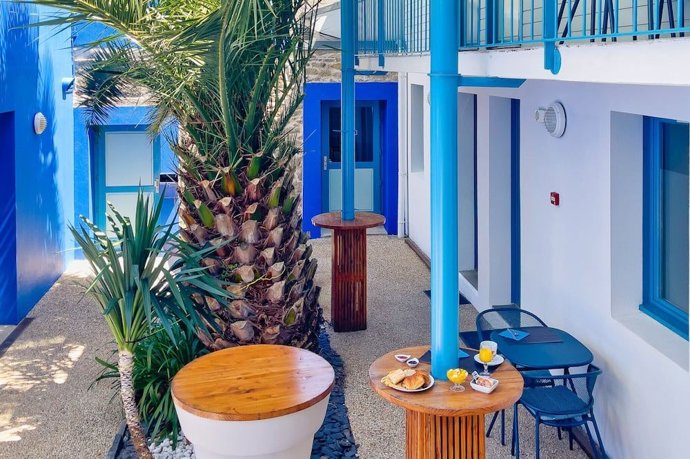 شرفة مرصوفة