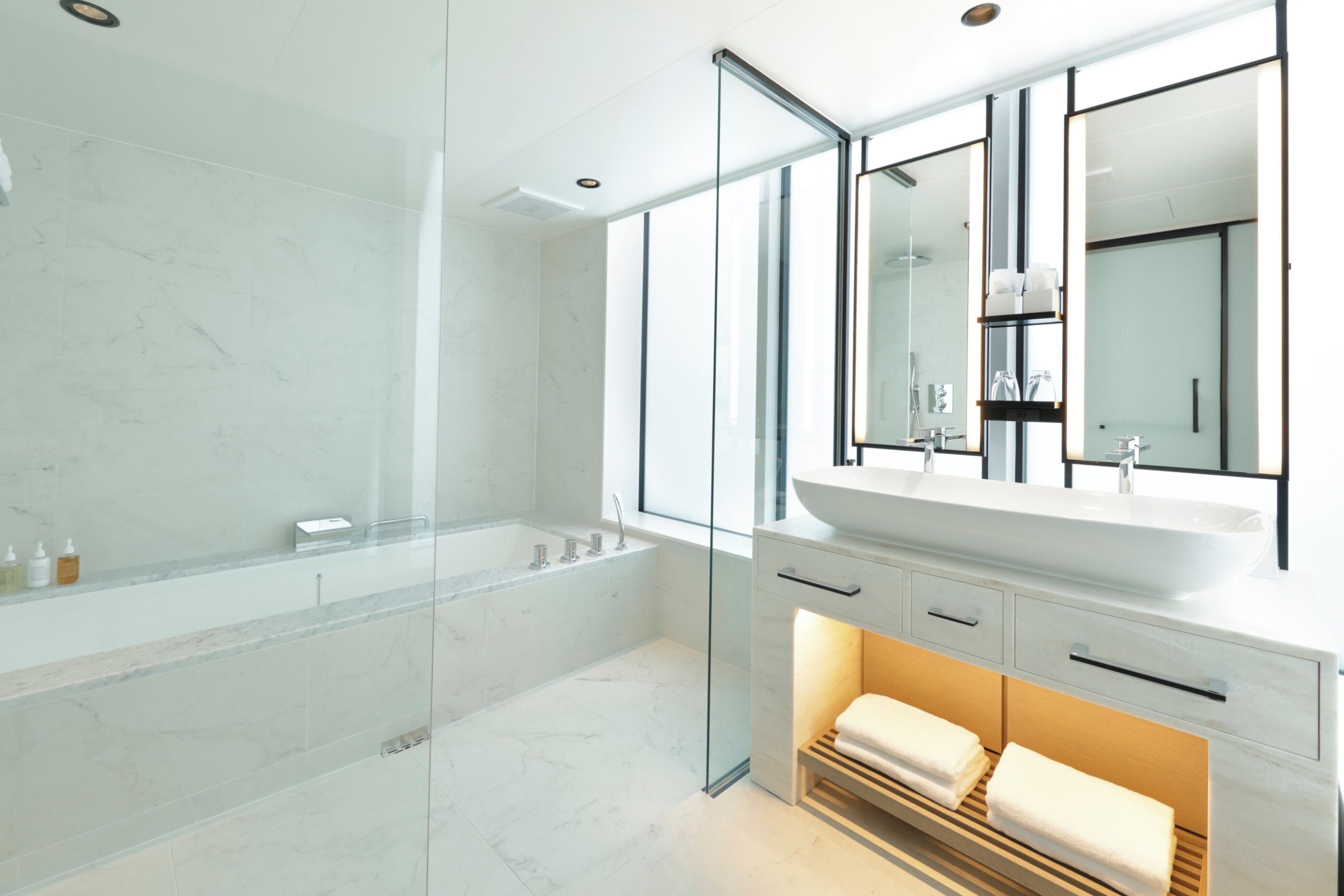 آخر
