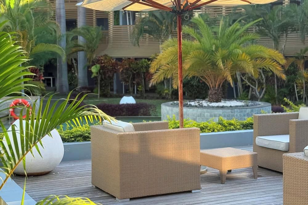 شرفة مرصوفة