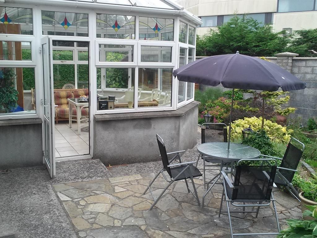 شرفة مرصوفة