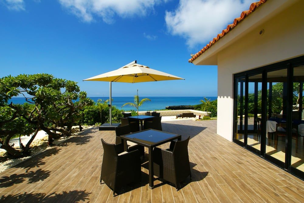 شرفة مرصوفة صورة