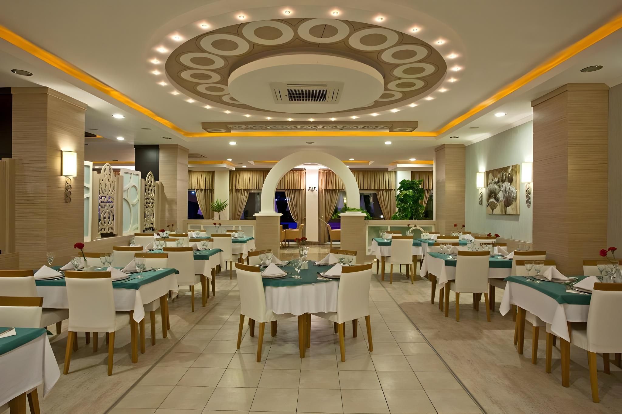 مطعم