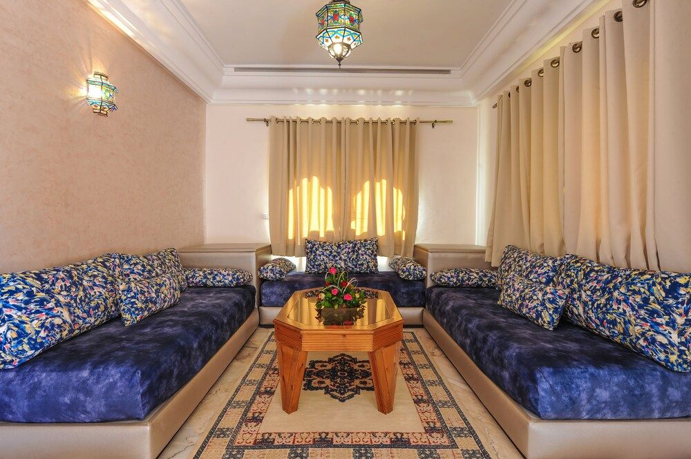 غرفة معيشة