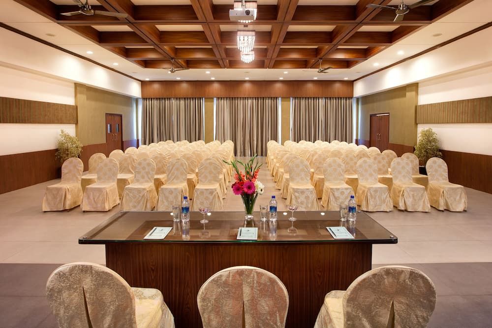 غرفة الاجتماعات