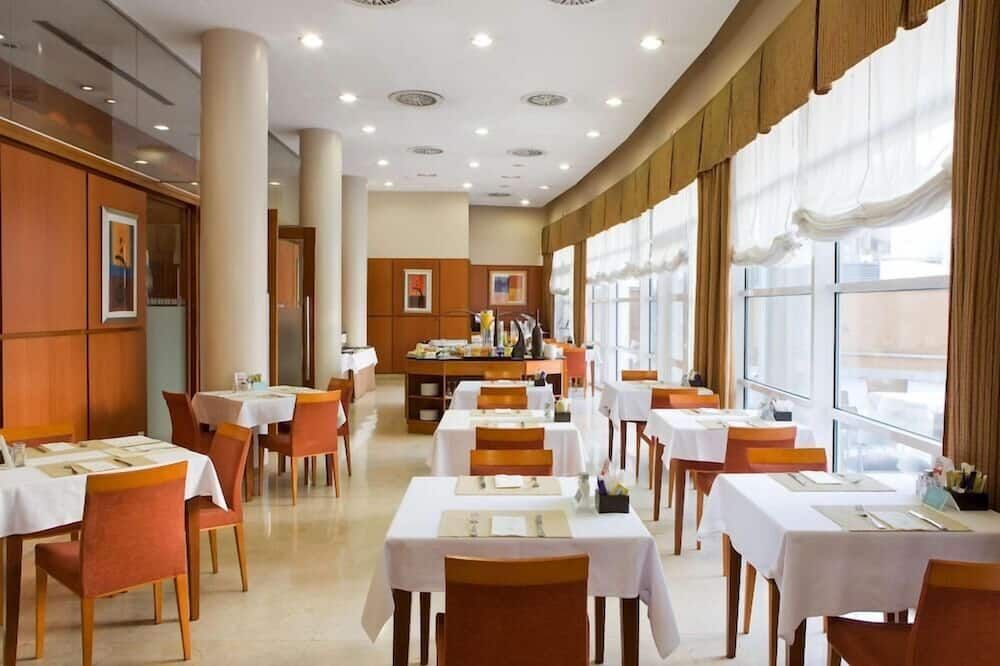 مطعم